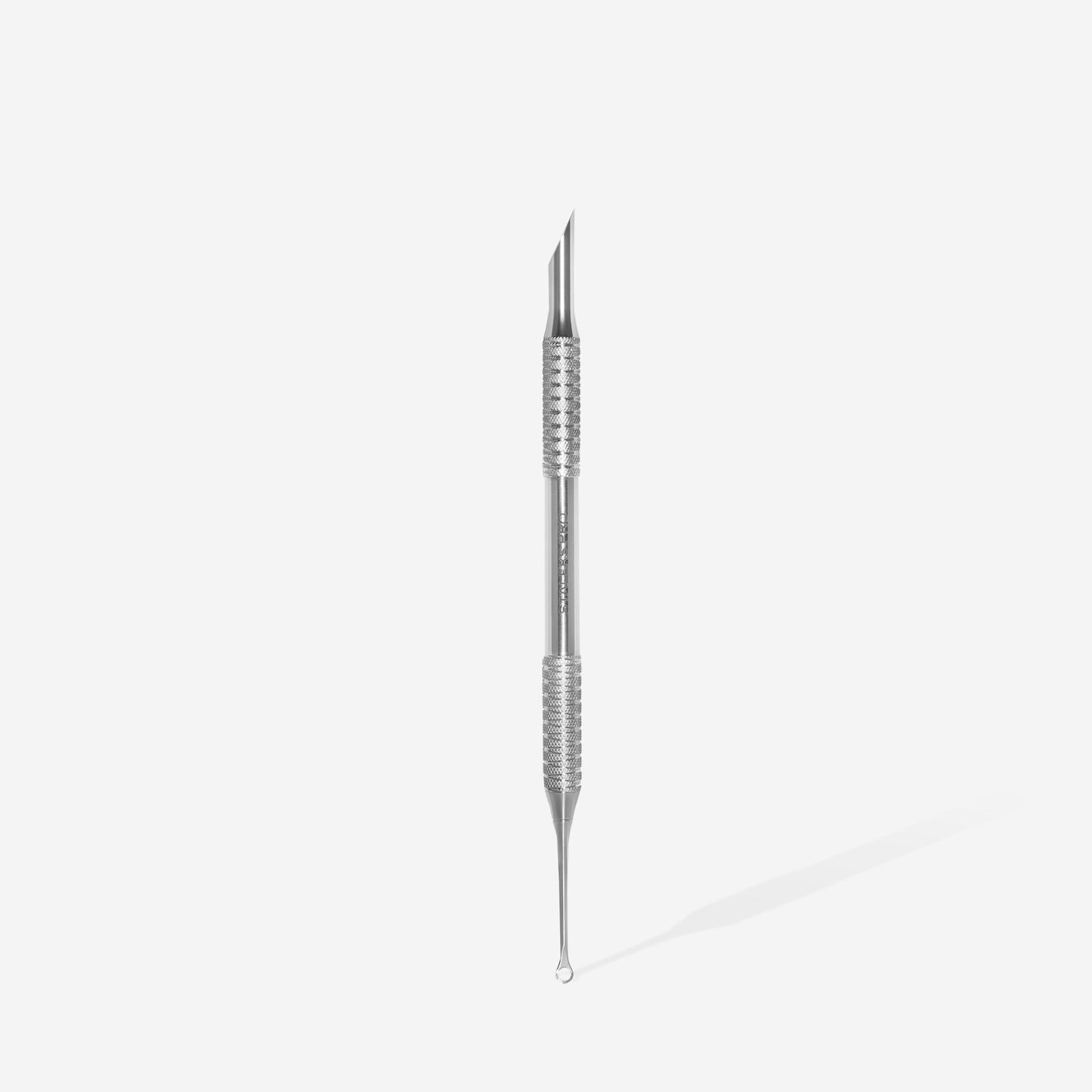 Staleks Pro Expert Pousse-Cuticules PE-51/2, stainless steel cuticle pusher with beveled edge and ring, corrosion-resistant.