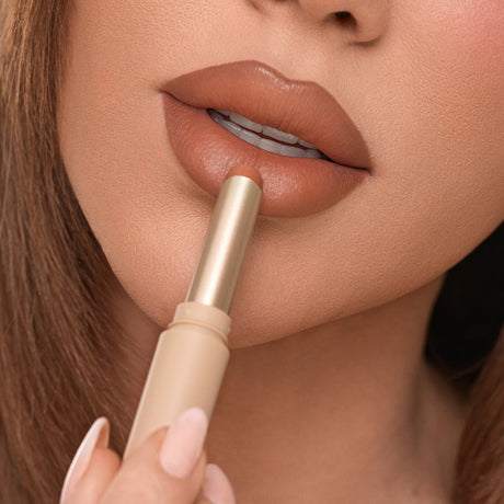 Silky matte lipstick - 01 Hazel Dusk 6 g