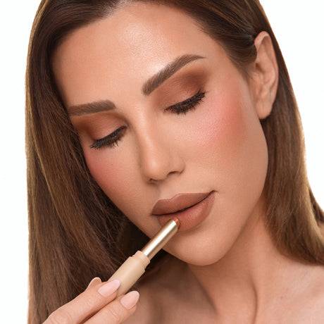 Silky matte lipstick - 01 Hazel Dusk 6 g