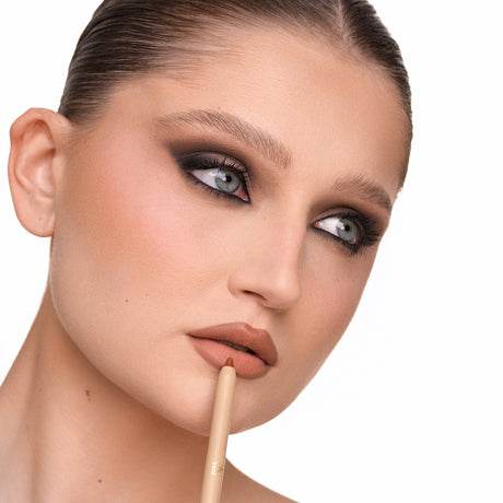 Lip liner - 05 Naked Edge 2 g