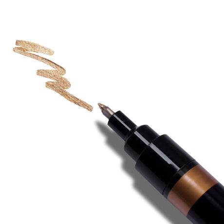 Chrome Marker 1 mm in rose gold creating metallic effect.