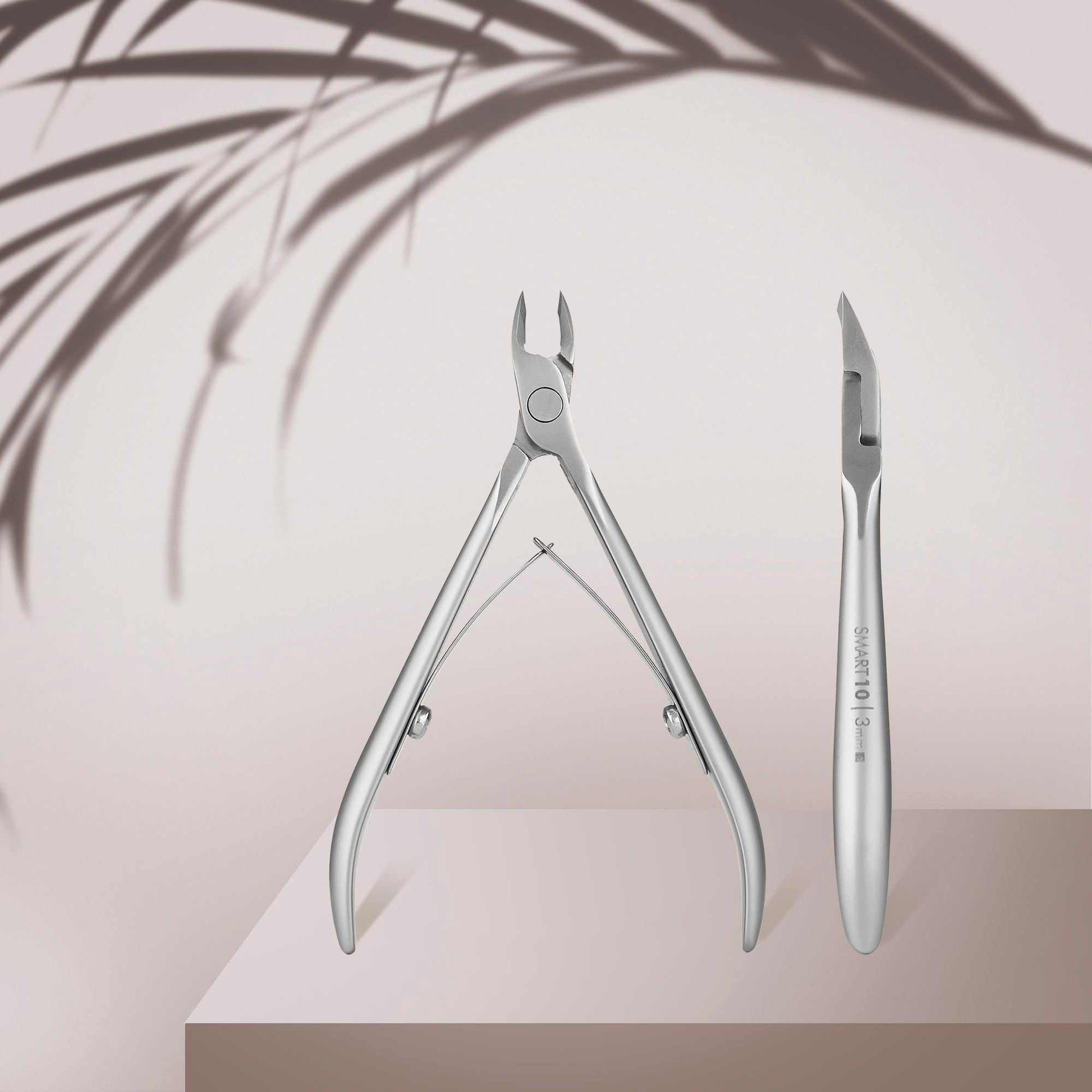Staleks Pro Smart 10 cuticle nipper with 3 mm blade and satin finish.